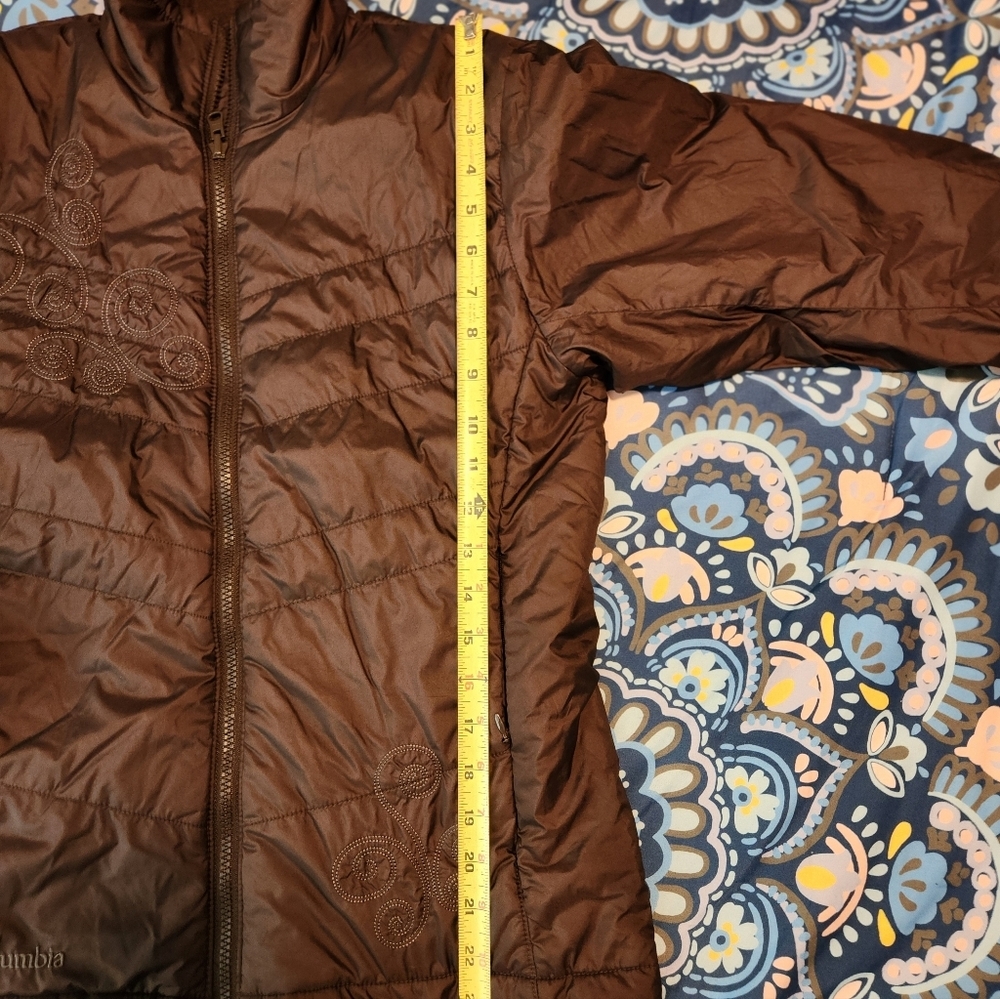Columbia Vintage Chocolate Embroided Quilted Jacket - Picture 9 of 12
